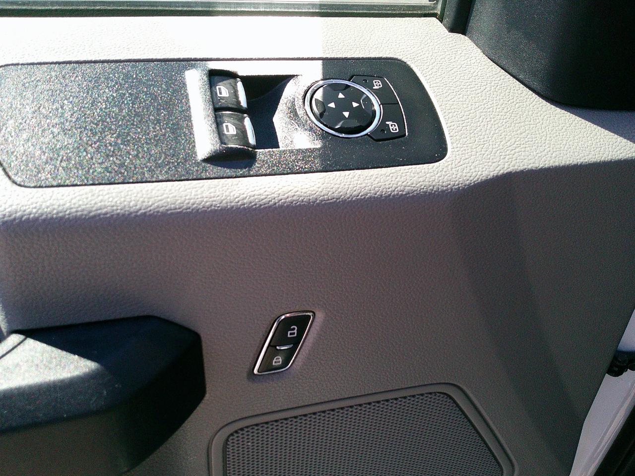 Ford F-150 XL 2WD Reg Cab 8' Box 2019