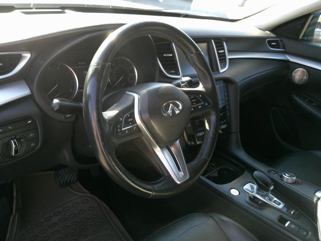 Infiniti QX50 ESSENTIAL FWD 2019