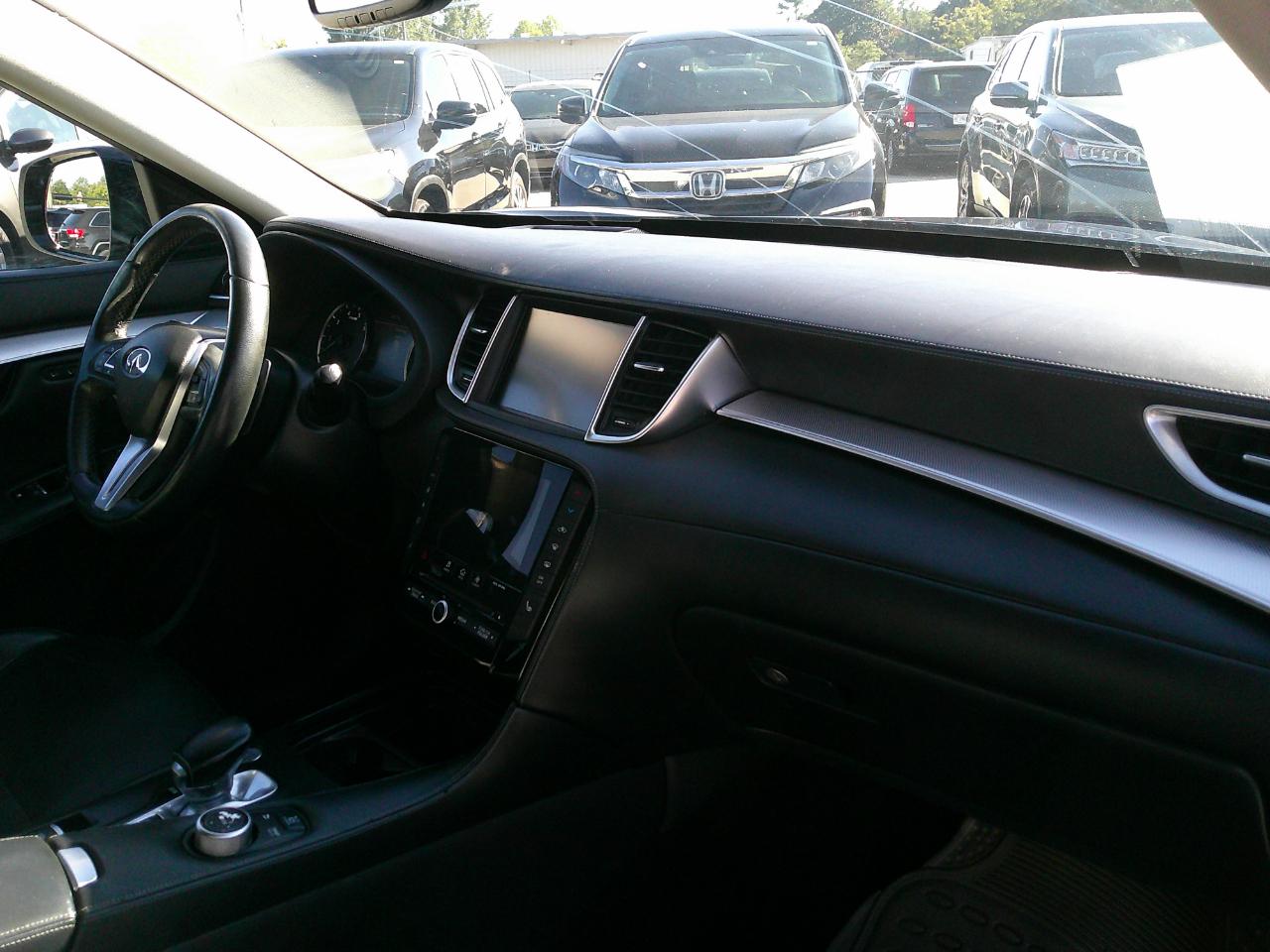 Infiniti QX50 ESSENTIAL FWD 2019