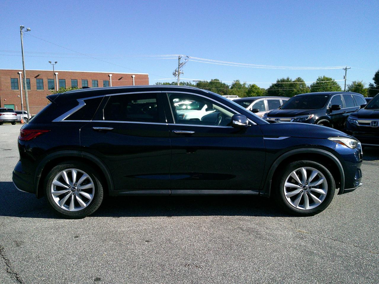 Infiniti QX50 ESSENTIAL FWD 2019