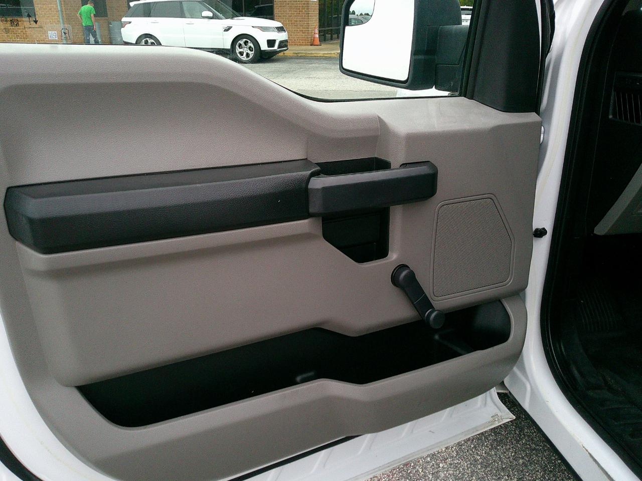 Ford F-150 XL 2WD Reg Cab 8' Box 2020