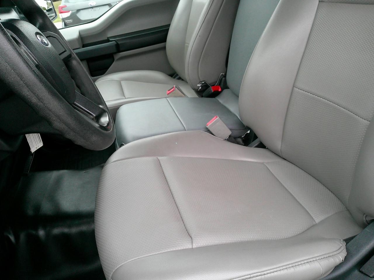 Ford F-150 XL 2WD Reg Cab 8' Box 2020