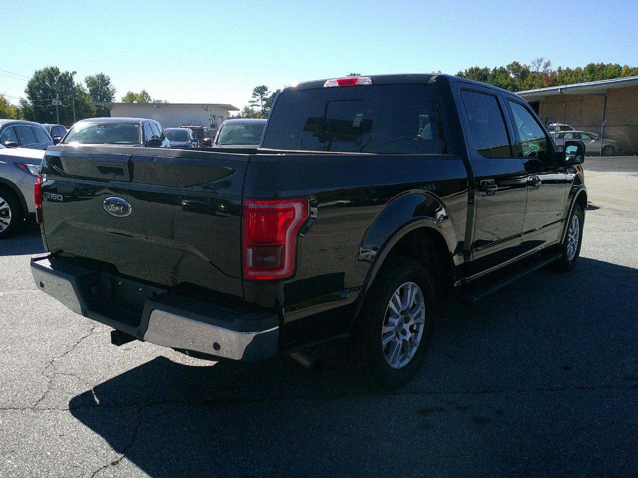 Ford F-150 2WD SuperCrew 157" Lariat 2016