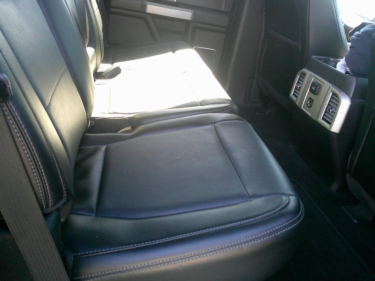 Ford F-150 2WD SuperCrew 157" Lariat 2016