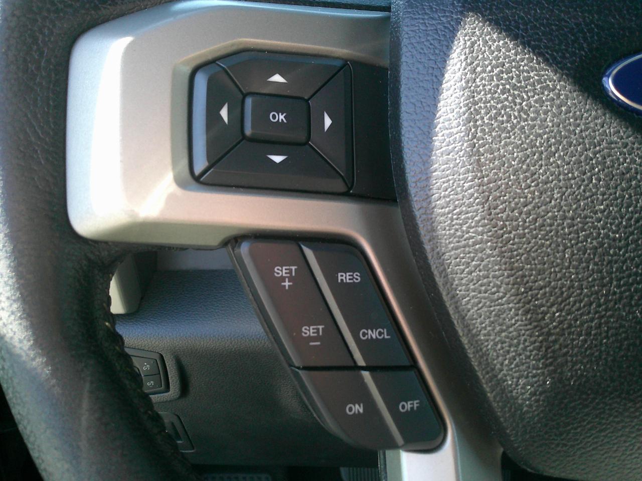Ford F-150 2WD SuperCrew 157" Lariat 2016