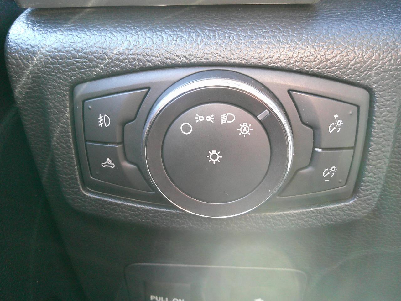 Ford F-150 2WD SuperCrew 157" Lariat 2016