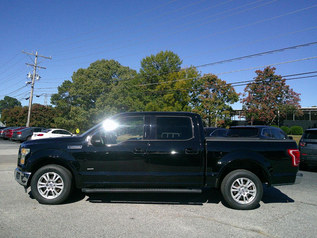 Ford F-150 2WD SuperCrew 157" Lariat 2016