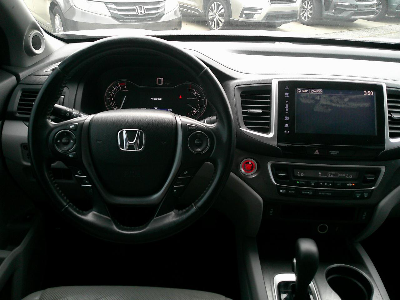 Honda Ridgeline RTL-T 4x2 Crew Cab 5.3' Bed 2017