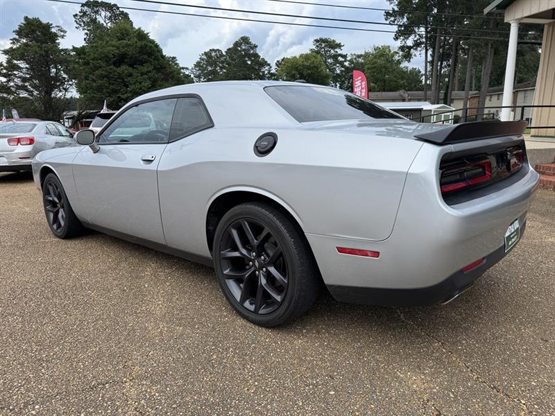 Dodge Challenger SXT 2020