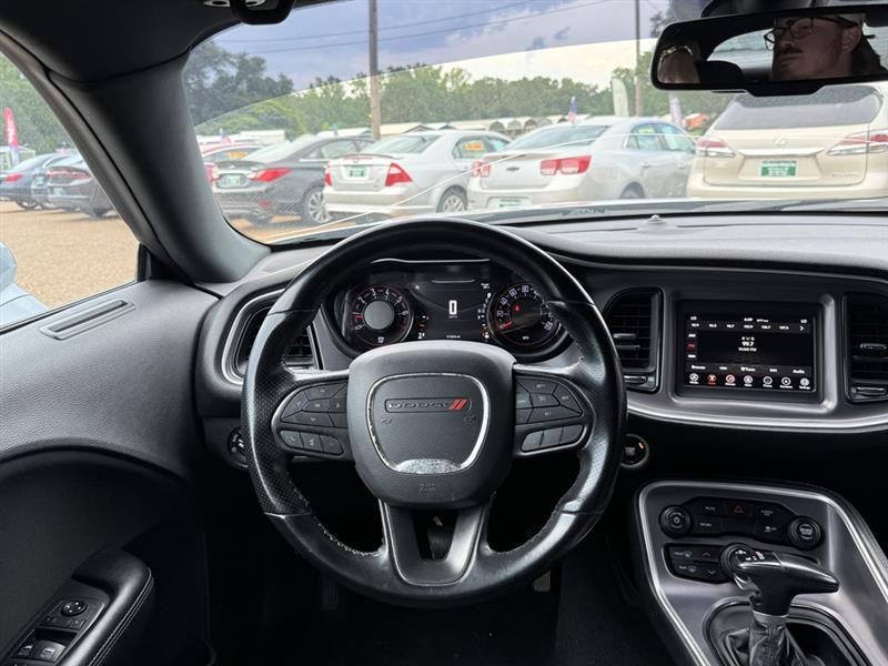 Dodge Challenger SXT 2020