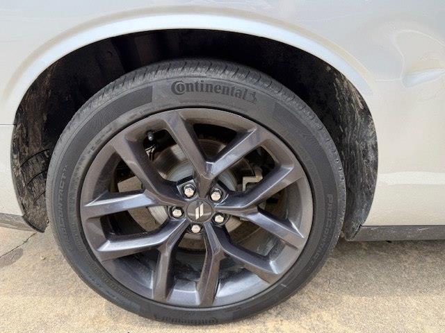 Dodge Challenger SXT 2020