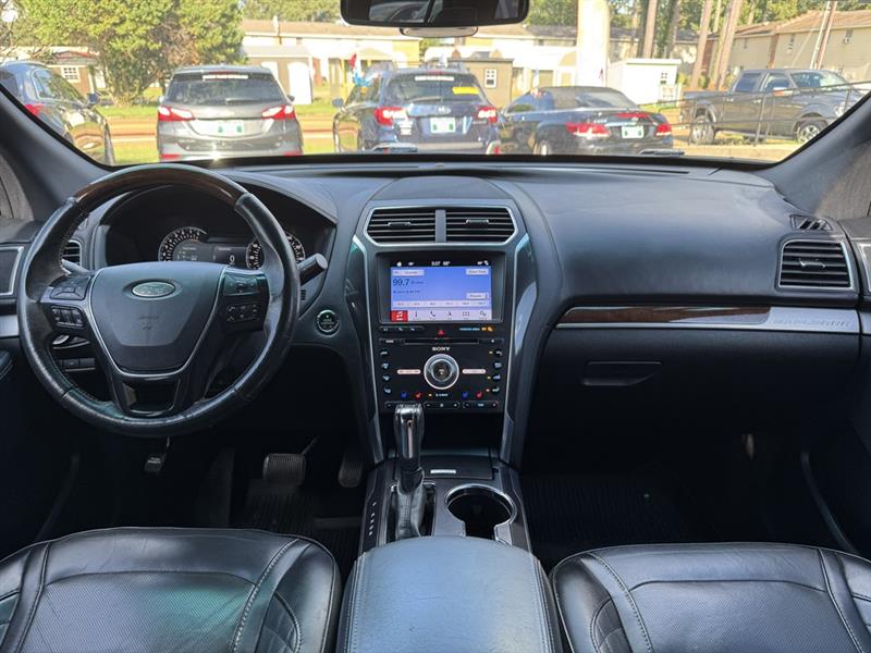 Ford Explorer Platinum AWD 2017