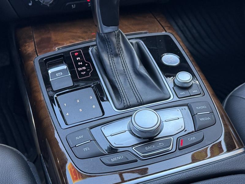 Audi A6 2.0T Premium Plus 2015