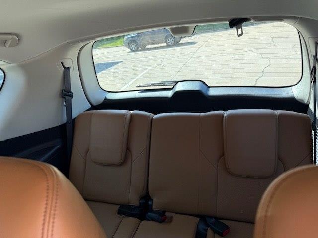 Nissan Armada Platinum 4D SUV RWD 2018 Nissan Armada Platinum 4D SUV RWD 2018