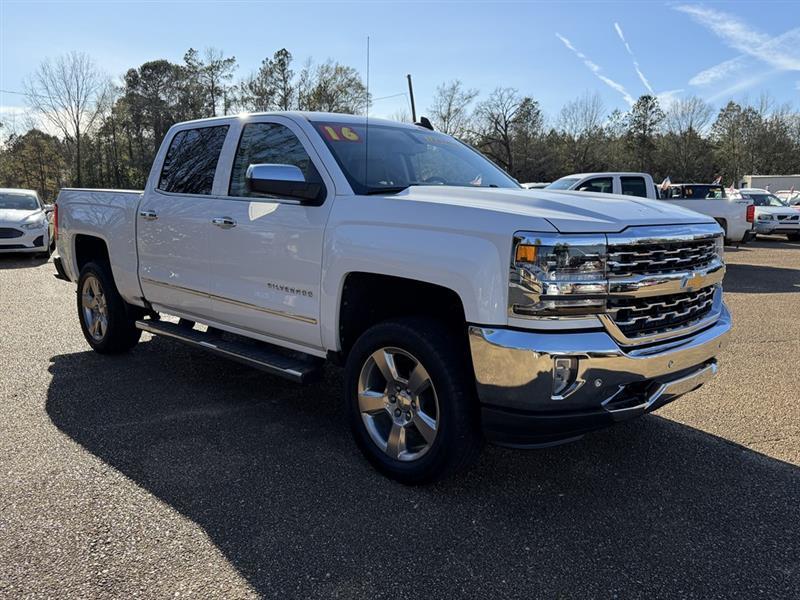 Chevrolet Silverado 1500 LTZ Crew Cab 2WD 2016