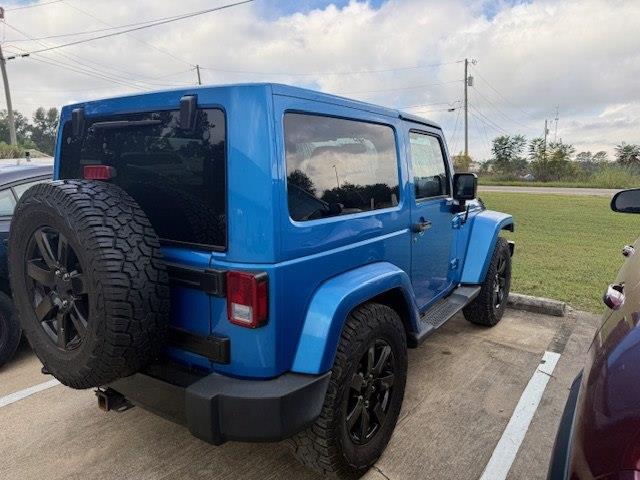Jeep Wrangler Sahara 4WD 2014 Jeep Wrangler Sahara 4WD 2014