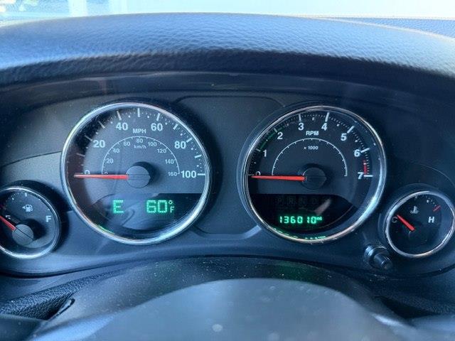 Jeep Wrangler Sahara 4WD 2014 Jeep Wrangler Sahara 4WD 2014