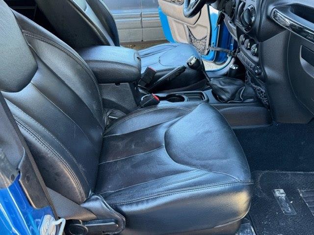 Jeep Wrangler Sahara 4WD 2014 Jeep Wrangler Sahara 4WD 2014