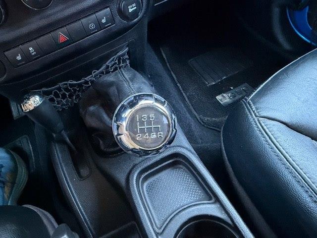 Jeep Wrangler Sahara 4WD 2014 Jeep Wrangler Sahara 4WD 2014