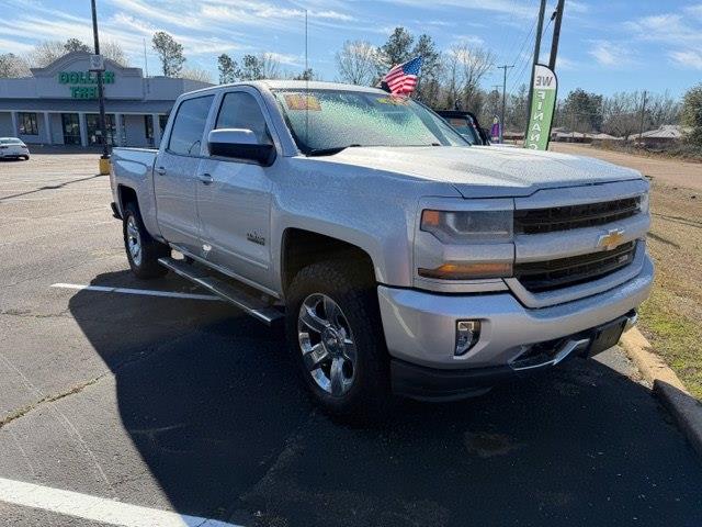 Chevrolet Silverado 1500 LT Z71 Crew Cab 4WD SWB 2018