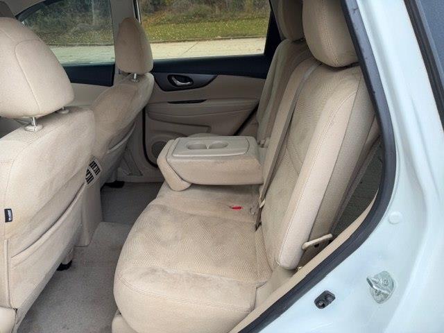 Nissan Rogue SV 4D SUV FWD 2015