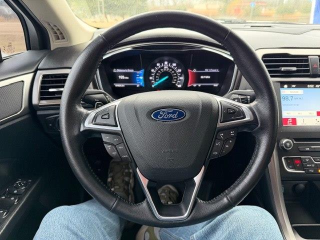 Ford Fusion SE 2017