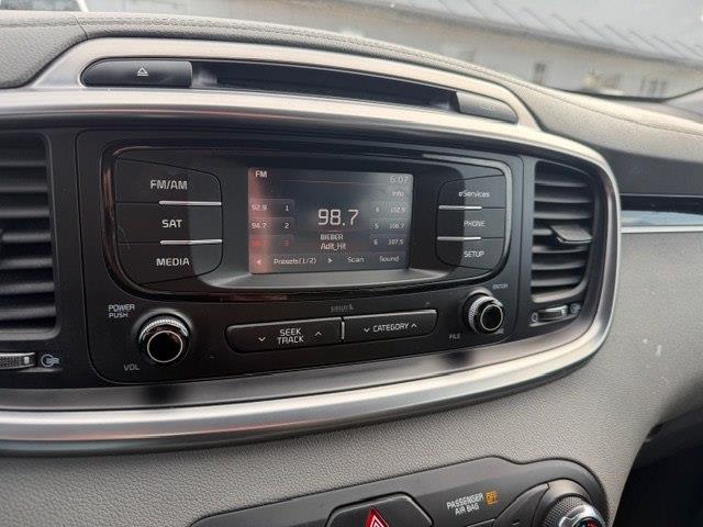 Kia Sorento EX V6 2WD 2016