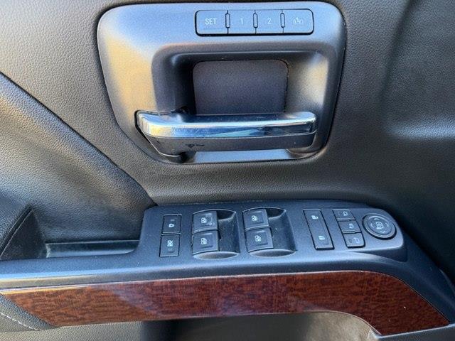 GMC Sierra 1500 4WD Crew Cab 153.0" SLT 2018