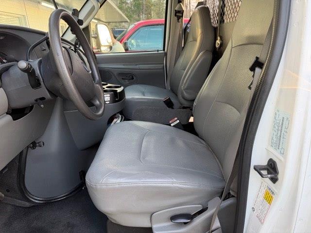 Ford Econoline E-350 Super Duty 2007