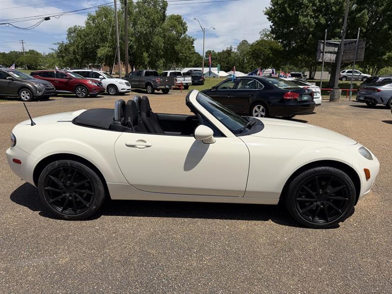 Mazda MX-5 Miata SV 2008