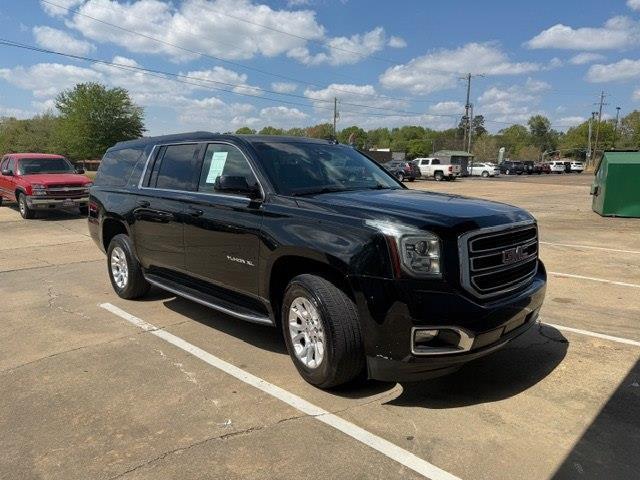 GMC Yukon XL SLT 2WD 2017