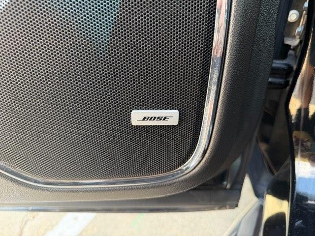 GMC Yukon XL SLT 2WD 2017