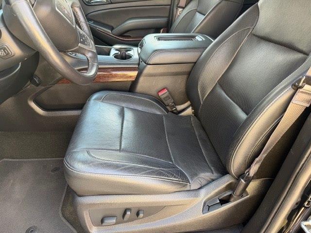 GMC Yukon XL SLT 2WD 2017