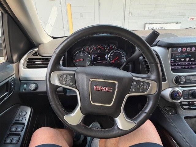 GMC Yukon XL SLT 2WD 2017