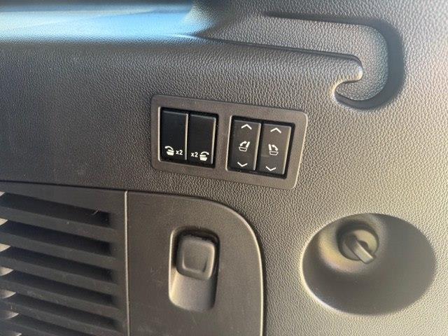 GMC Yukon XL SLT 2WD 2017