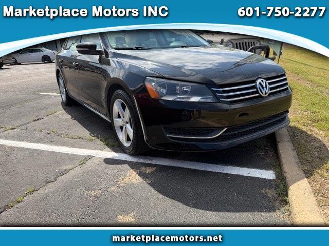 Volkswagen Passat 2.5L SE MT 2013