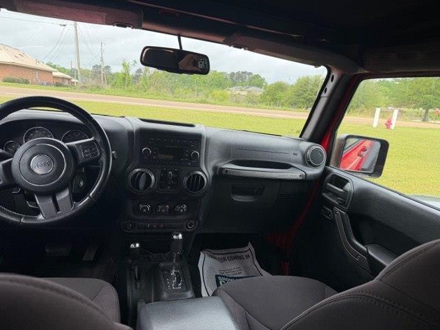 Jeep Wrangler Unlimited Sport 4WD 2015