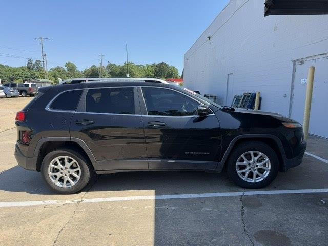 Jeep Cherokee Latitude FWD 2015