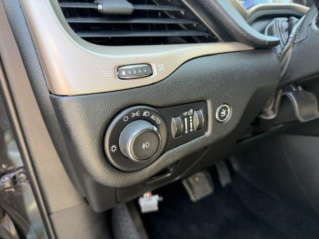 Jeep Cherokee Latitude FWD 2015