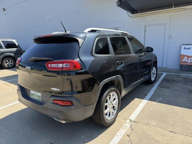 Jeep Cherokee Latitude FWD 2015