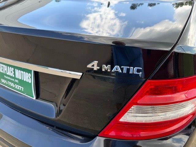 Mercedes-Benz C-Class C300 4D Sport Sedan 4M 2011