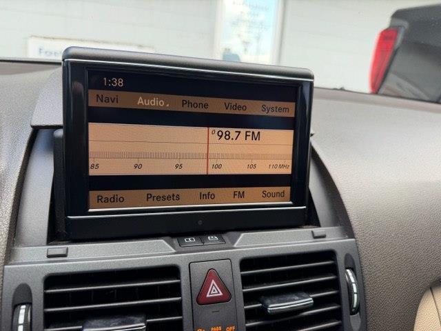 Mercedes-Benz C-Class C300 4D Sport Sedan 4M 2011