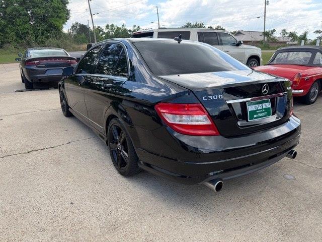Mercedes-Benz C-Class C300 4D Sport Sedan 4M 2011