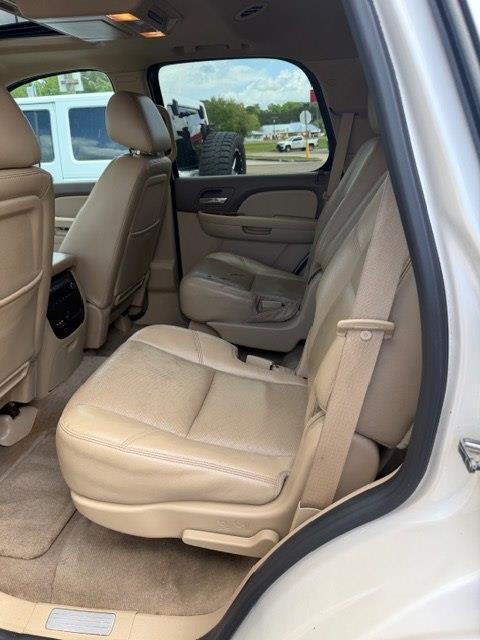 Chevrolet Tahoe LTZ 2WD 2012