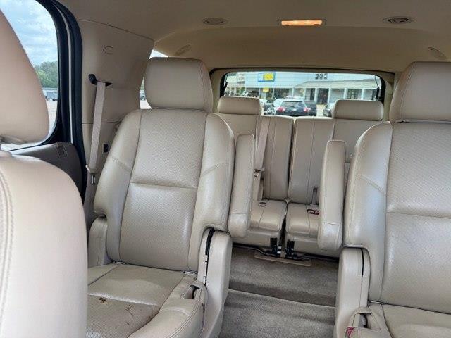 Chevrolet Tahoe LTZ 2WD 2012