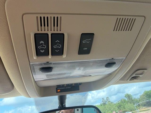 Chevrolet Tahoe LTZ 2WD 2012