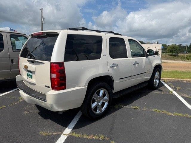 Chevrolet Tahoe LTZ 2WD 2012