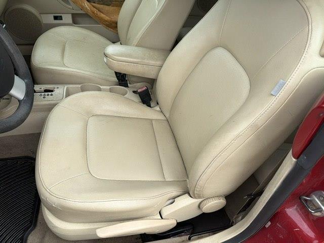 Volkswagen New Beetle 2.5L Convertible 2007