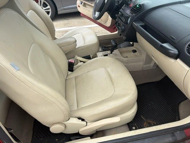 Volkswagen New Beetle 2.5L Convertible 2007