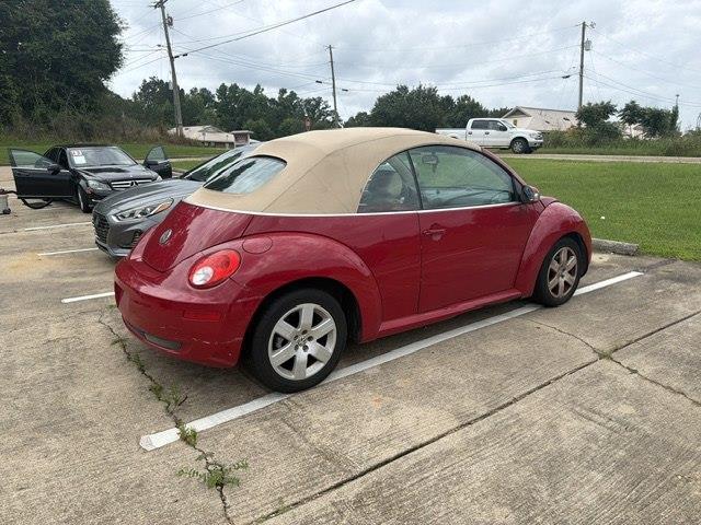 Volkswagen New Beetle 2.5L Convertible 2007